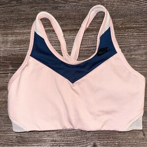 Cross back Nike Sports Bra